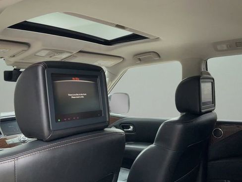Used 2018 Nissan Armada Platinum image 16