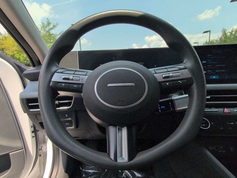 Used 2025 Hyundai Sonata SEL FWD image 22