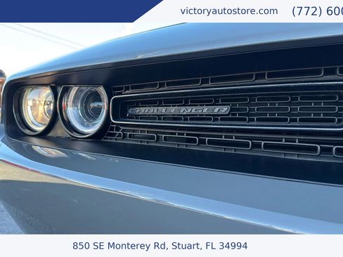 Used 2018 Dodge Challenger SXT w/ Blacktop Package image 16