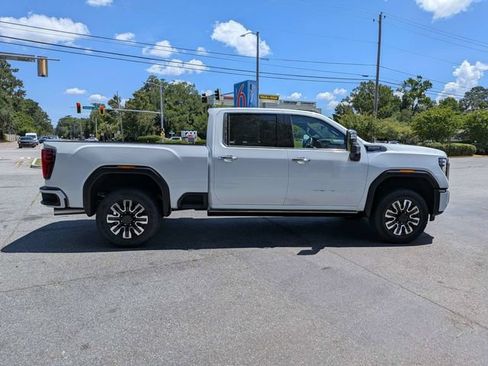 New 2026 GMC Sierra 2500 Denali Ultimate AWD/4WD image 3