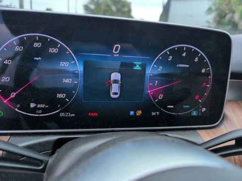 Used 2025 Mercedes-Benz C 300 Sedan image 16