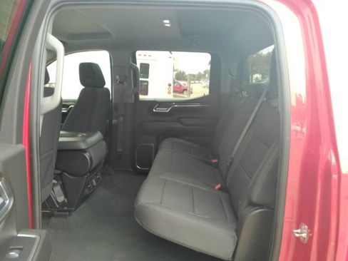 Used 2024 GMC Sierra 1500 SLE image 20