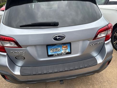 Used 2018 Subaru Outback 2.5i Limited image 29