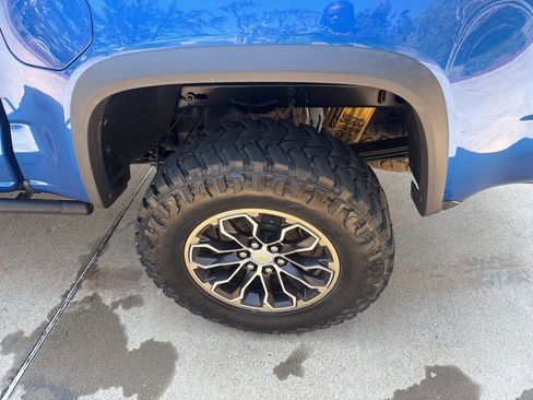 Used 2018 Chevrolet Colorado ZR2 image 19
