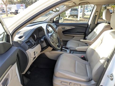 Used 2018 Honda Pilot EX-L image 25