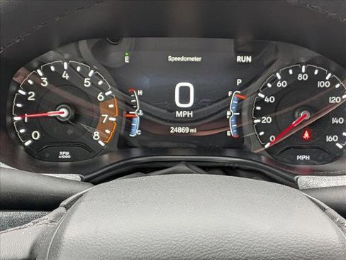 Used 2025 Jeep Compass Latitude image 9