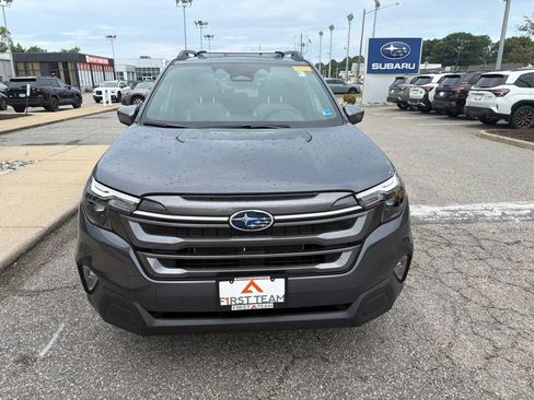 Used 2026 Subaru Forester Premium AWD/4WD image 4