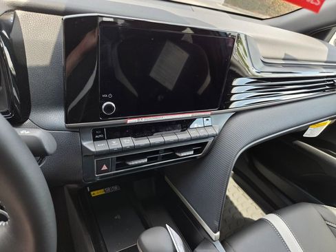 New 2026 Toyota Camry SE FWD image 18