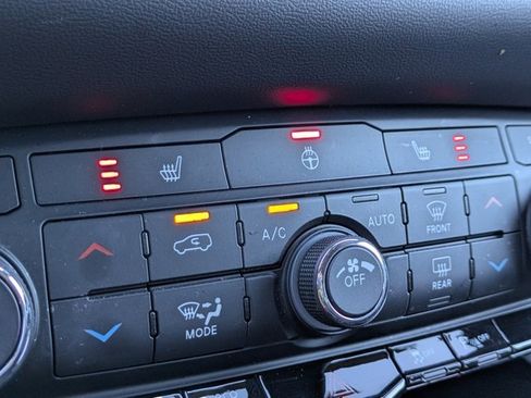 Used 2023 Dodge Durango R/T w/ Blacktop Package image 21