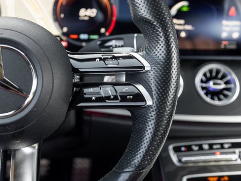 Used 2022 Mercedes-Benz E 450 Coupe image 16