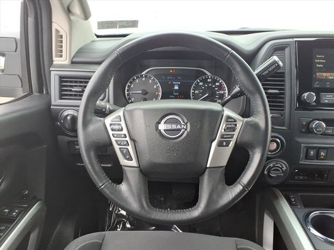 Certified 2024 Nissan Titan SV w/ SV Convenience Package image 22