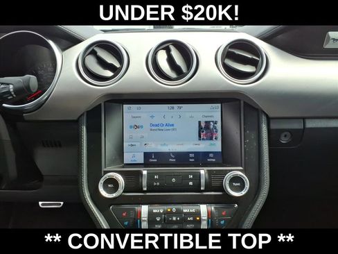 Used 2022 Ford Mustang Premium image 22