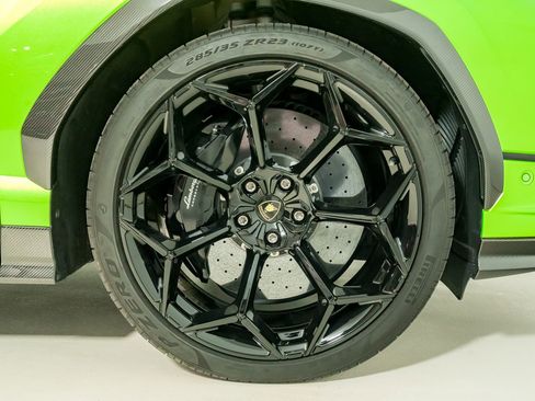 Used 2024 Lamborghini Urus Performante image 14