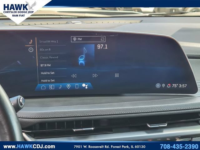 Used 2025 Cadillac XT4 Premium Luxury AWD/4WD image 18