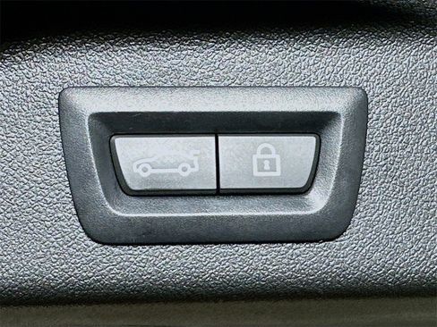 Used 2022 BMW X7 xDrive40i image 14