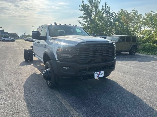 Used 2026 RAM 5500 Tradesman AWD/4WD image 2