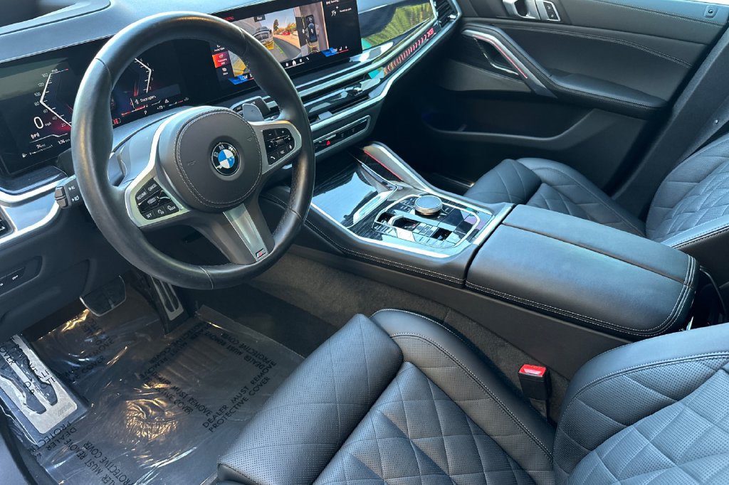 Used 2024 BMW X6 xDrive40i w/ Premium Package AWD/4WD image 9