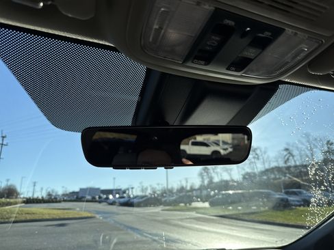 Used 2018 Honda Odyssey EX-L image 27