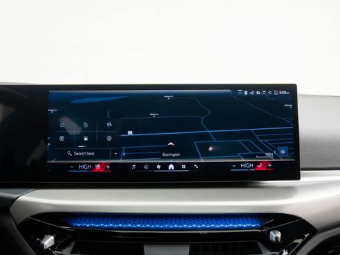 New 2026 BMW 330i xDrive Sedan w/ M Sport Package image 25