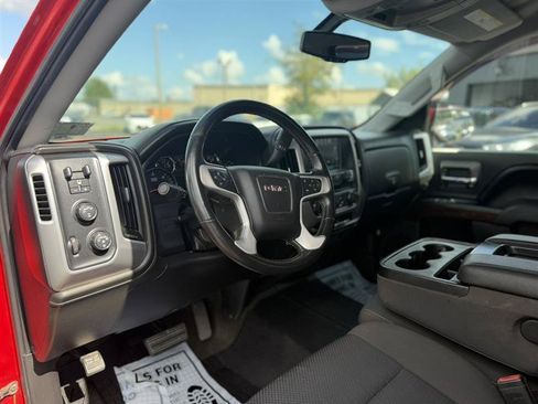 Used 2017 GMC Sierra 1500 SLE w/ SLE Value Package AWD/4WD image 10