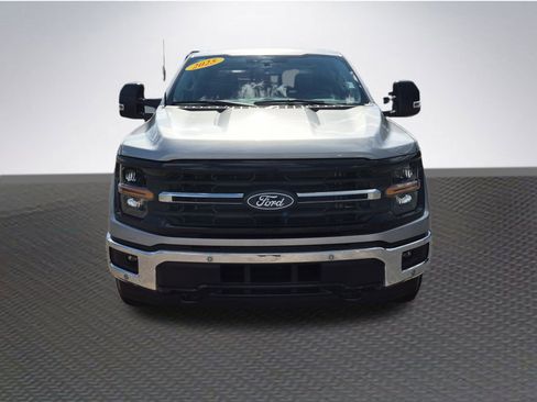 Used 2025 Ford F150 XLT w/ Equipment Group 302A MID image 3