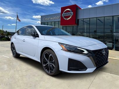 New 2025 Nissan Altima 2.5 SR