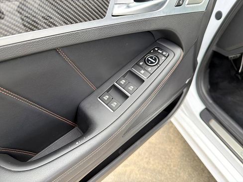 Used 2018 Genesis G80 3.3T Sport image 10