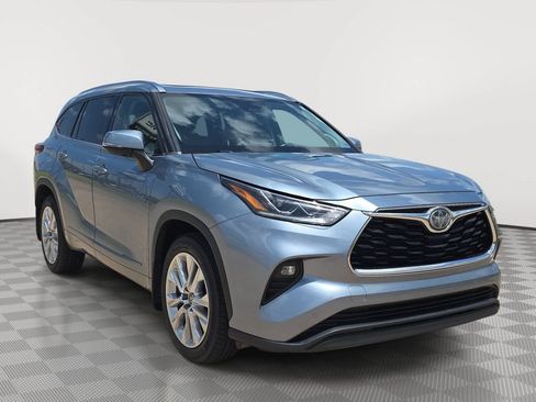 Used 2020 Toyota Highlander Limited w/ Protection Package #3 AWD/4WD image 1