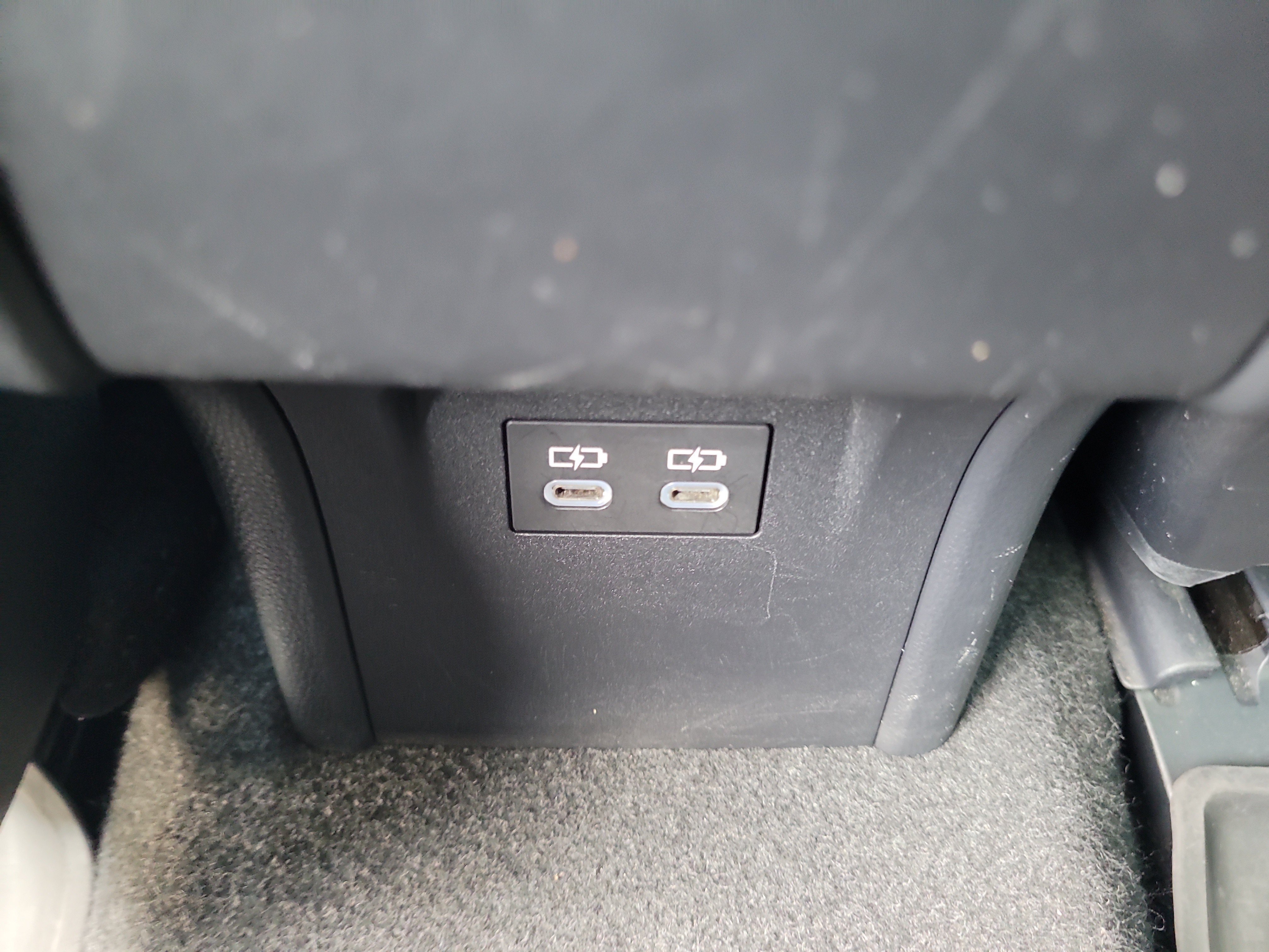 Certified 2025 Toyota Prius LE FWD image 16