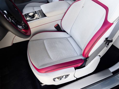 Used 2024 Rolls-Royce Spectre w/ Spectre Launch Package AWD/4WD image 43