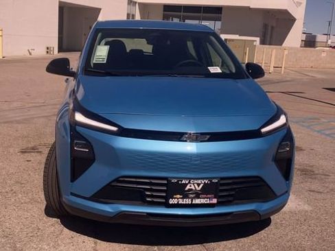 New 2027 Chevrolet Bolt LT w/ Comfort Package image 3