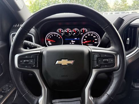 Used 2021 Chevrolet Silverado 1500 LT RWD image 23