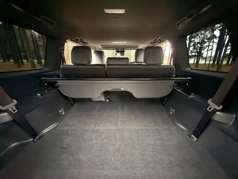 Used 2024 Lexus GX 550 image 17