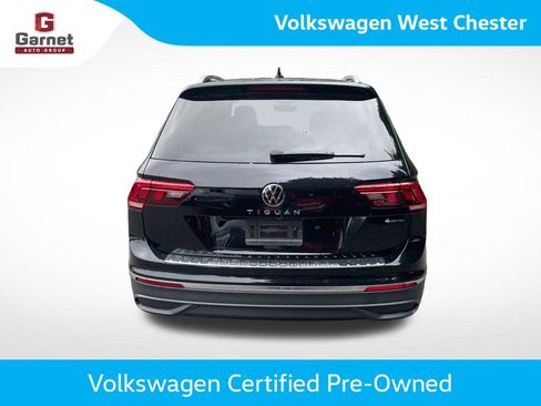 Certified 2024 Volkswagen Tiguan Wolfsburg Edition w/ MDO Package, Two-Row AWD/4WD image 9