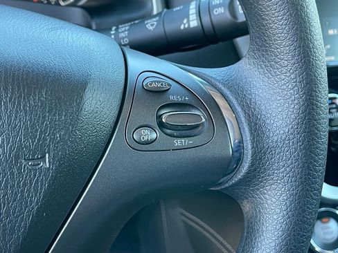 Certified 2021 Nissan Murano S image 15