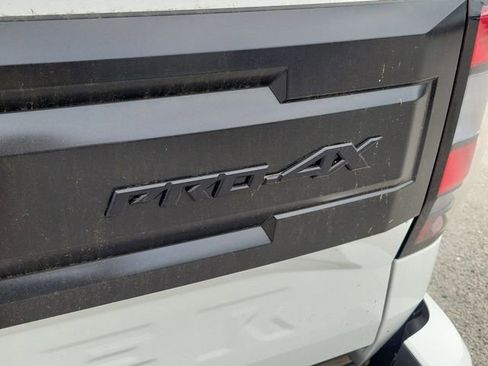 New 2026 Nissan Frontier PRO-4X w/ Pro-4x Convenience Package AWD/4WD image 8