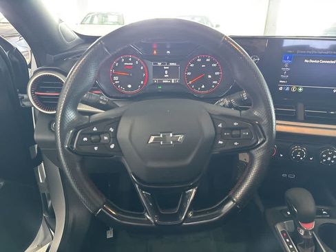 Used 2024 Chevrolet Trax RS w/ Driver Confidence Package FWD image 14