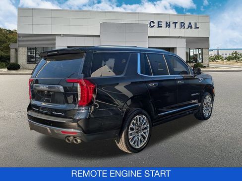 Used 2023 GMC Yukon Denali Ultimate image 8