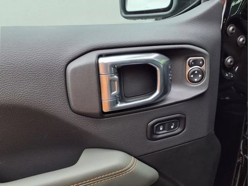 New 2026 Jeep Gladiator Mojave AWD/4WD image 13