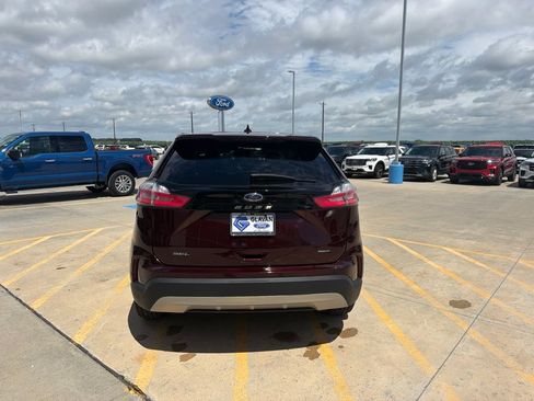 Used 2024 Ford Edge SEL w/ Convenience Package AWD/4WD image 6
