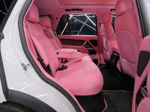 Used 2025 Land Rover Range Rover SE image 28