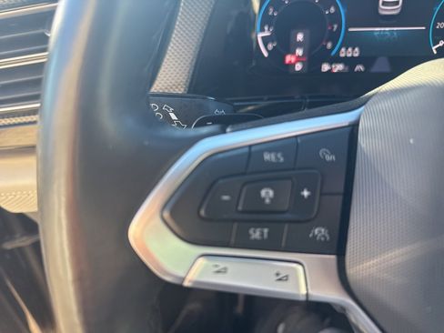 Certified 2024 Volkswagen Atlas Cross Sport SEL Premium R-Line image 22