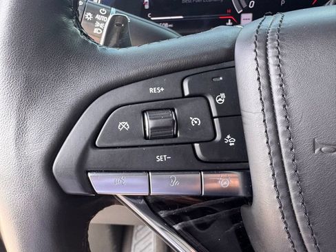 Used 2023 Cadillac Escalade ESV V AWD/4WD image 30