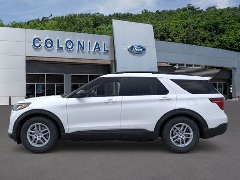 New 2026 Ford Explorer Active AWD/4WD image 3