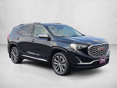 Used 2019 GMC Terrain Denali image 3