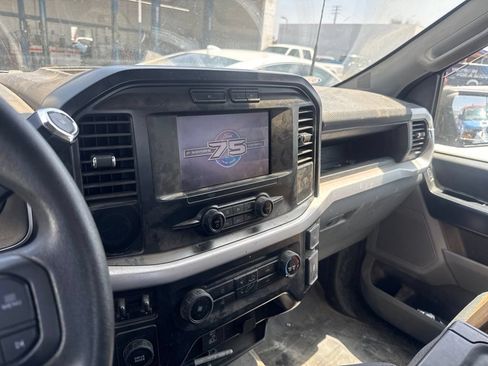 Used 2023 Ford F150 XL w/ Trailer Tow Package RWD image 9