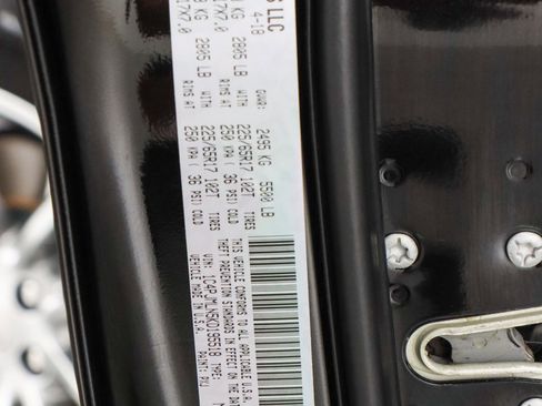 Used 2019 Jeep Cherokee Latitude Plus w/ Comfort/Convenience Group image 31