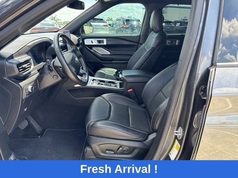 Used 2020 Ford Explorer ST w/ Premium Technology Package AWD/4WD image 2