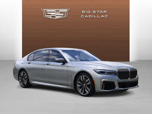 Used 2020 BMW M760i xDrive w/ Luxury Rear Seating Package AWD/4WD image 7