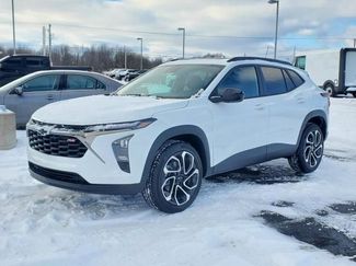 New 2026 Chevrolet Trax RS w/ Sunroof Package video 2